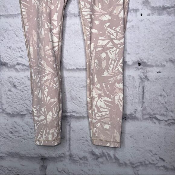 |EUC| LULULEMON Wunder Under High-Rise Leggings 25" Full-On Luxtreme-Shadow Leaf - Picture 5 of 8